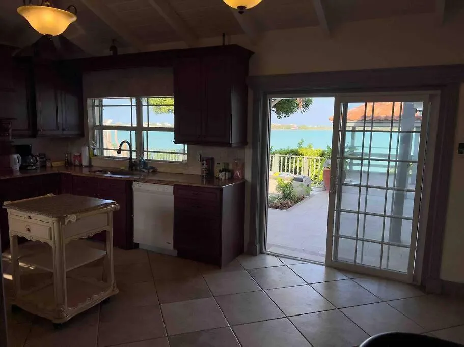 Turquoise Haven Villa Providenciales
