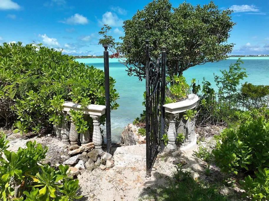 Turquoise Haven Villa Providenciales