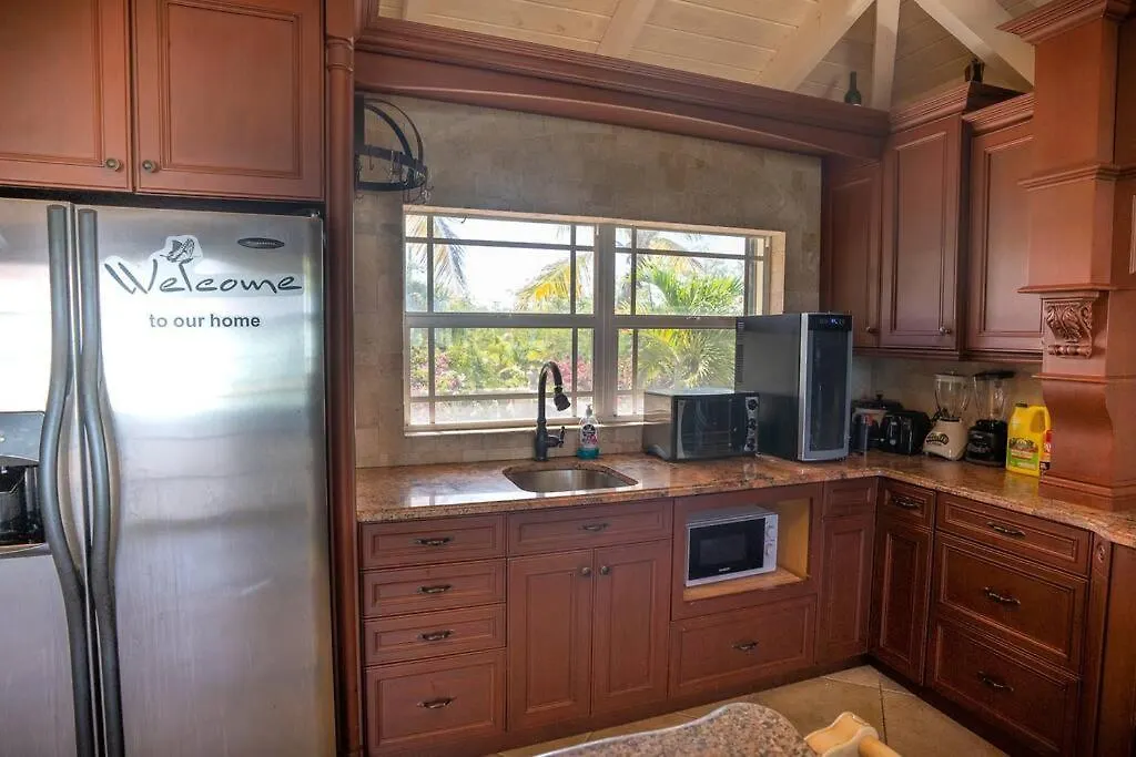 Turquoise Haven Villa Providenciales